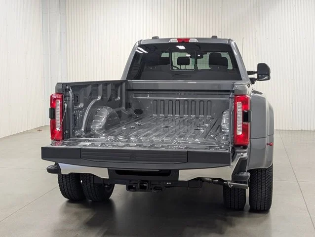 New 2026 Carbonized Gray Metallic Ford F-350® Lariat® image 68