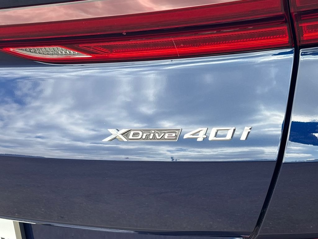 New 2027 Tanzanite Blue II Metallic BMW xDrive40i image 12