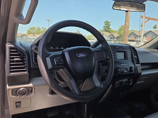 Used 2018 White Ford XL image 9