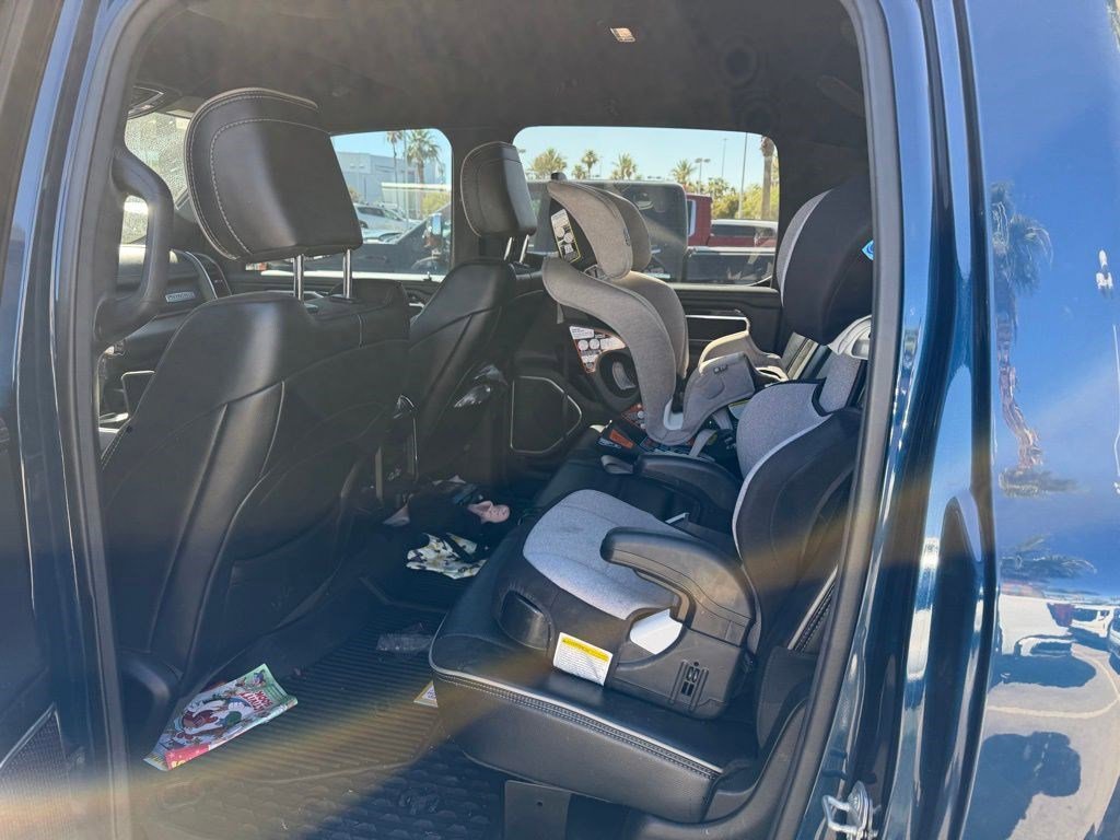 Used 2022 Patriot Blue Pearlcoat Ram Laramie image 7