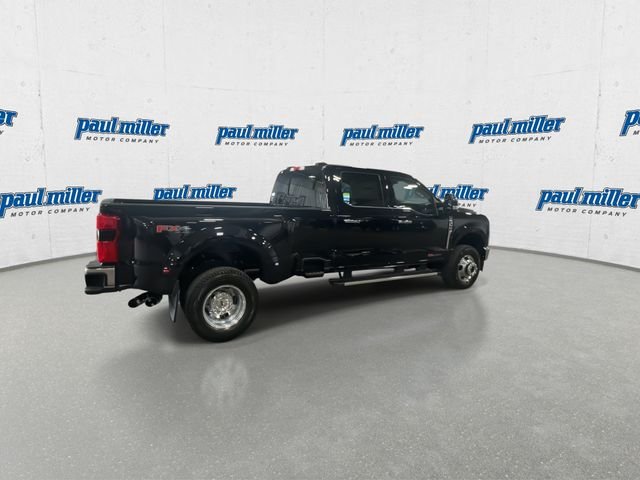 New 2026 Agate Black Metallic Ford F-350® Lariat® image 9