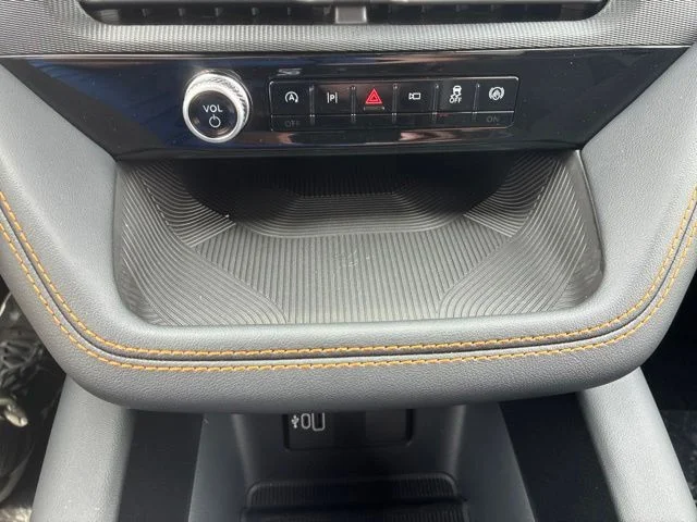 New 2026 White Ford Tremor image 41