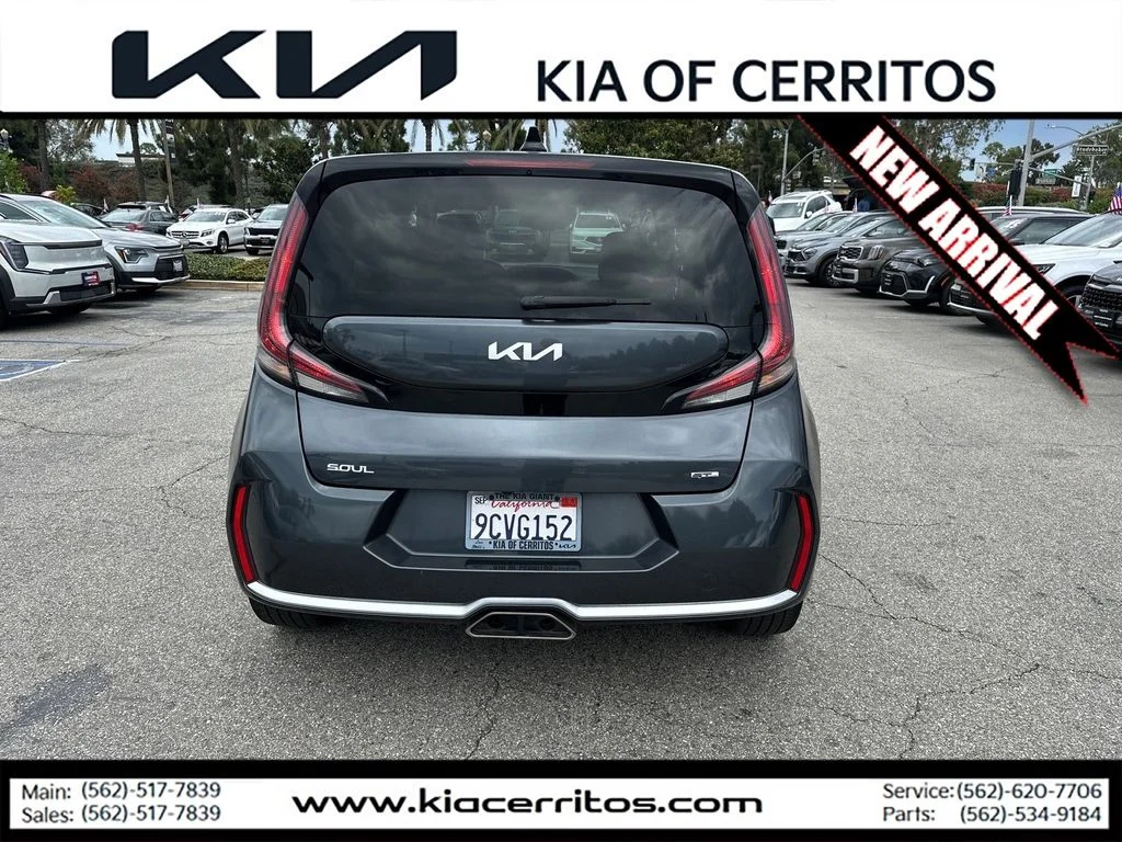 Used 2023 Gray Kia GT-Line image 4