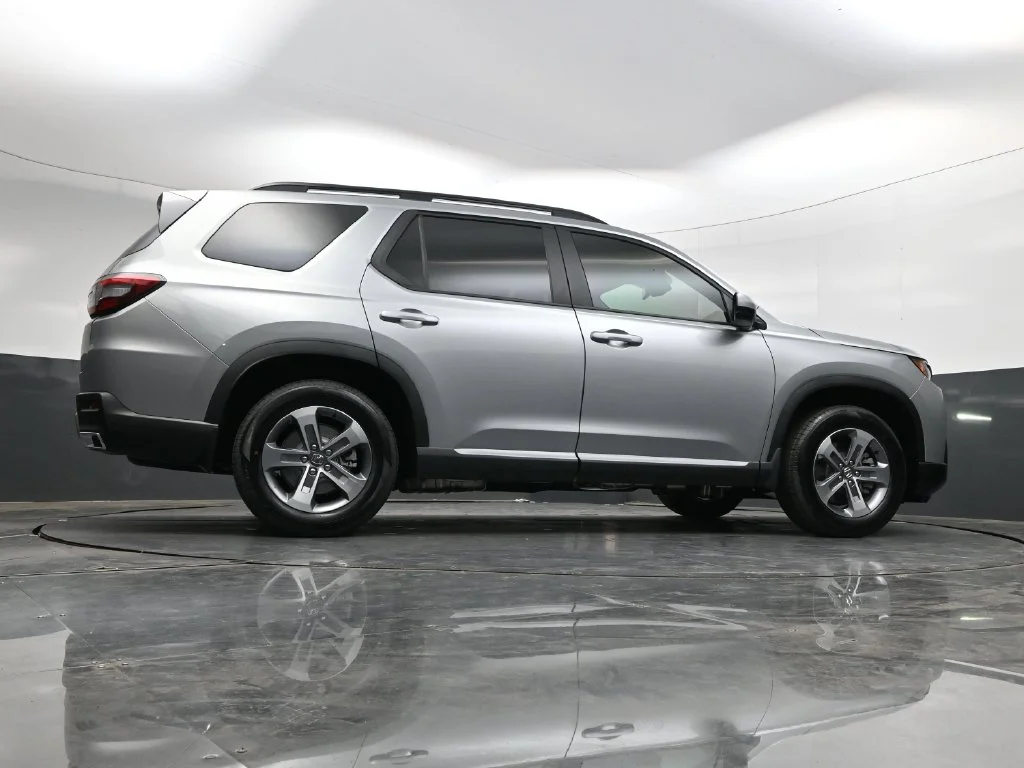New 2026 Solar Silver Metallic Honda EX-L image 33