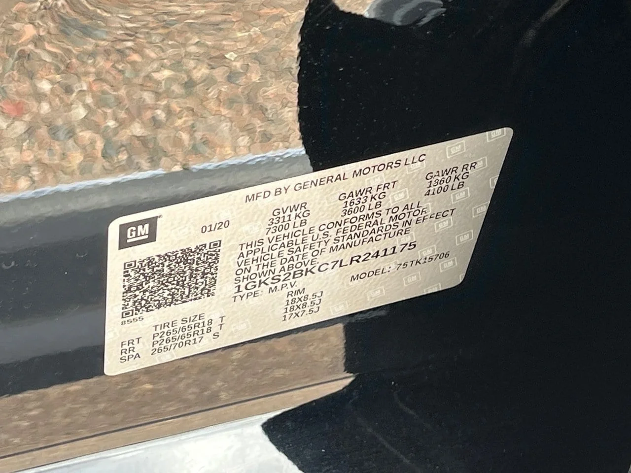 Used 2020 Onyx Black GMC SLT image 30