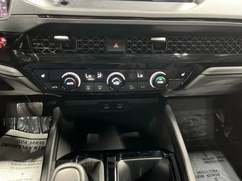 Certified Used 2023 Platinum White Pearl Honda EX-L image 24