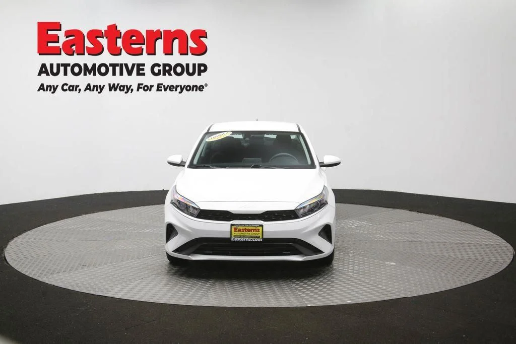 Used 2023 White Kia LXS image 53