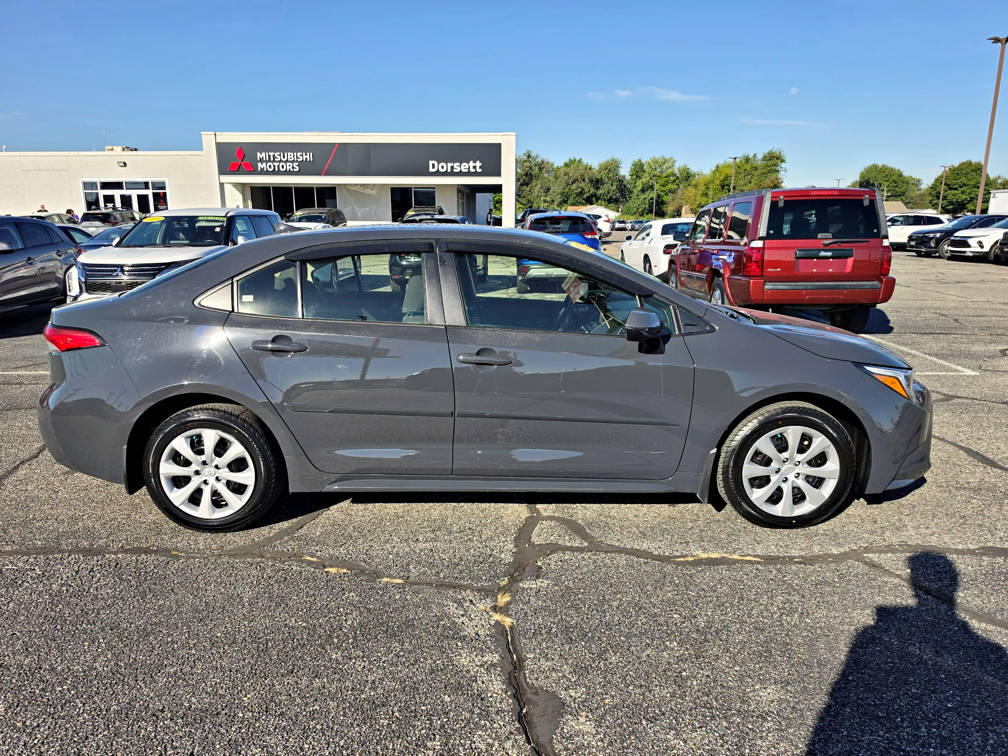 Used 2024 Underground Toyota Hybrid LE image 5