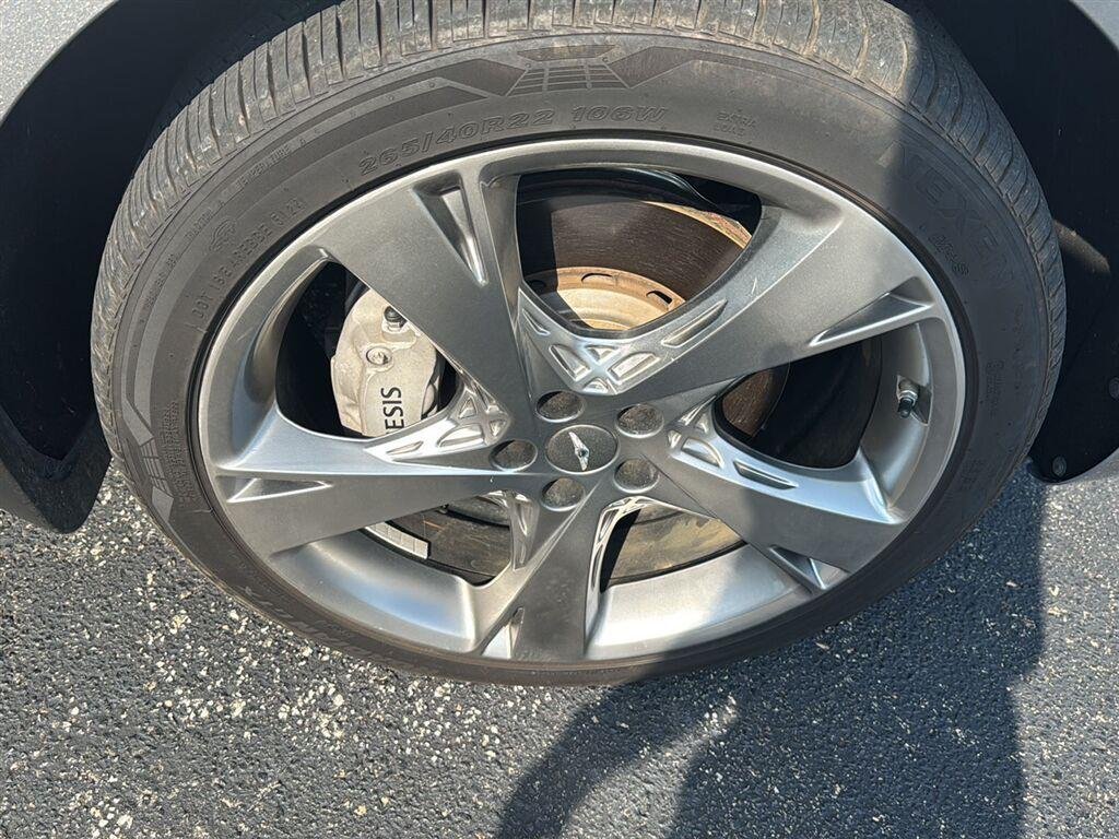 Used 2022 SILVER GENESIS 2.5T AWD image 8