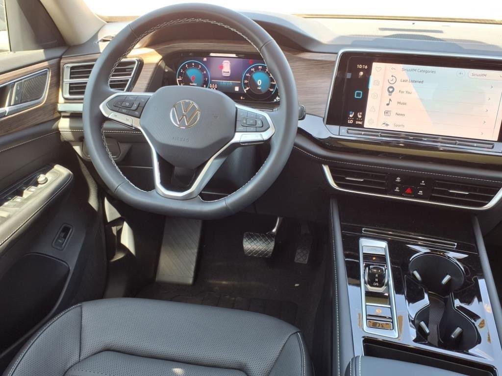2025 Volkswagen Atlas SEL - Photo 25