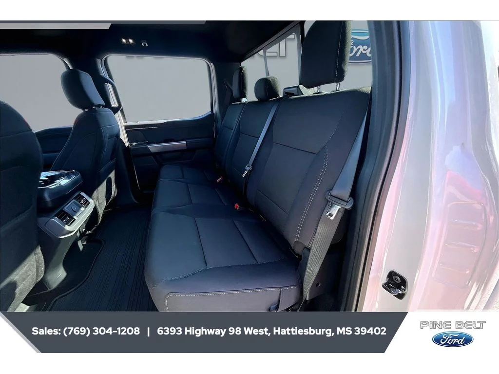 New 2026 Oxford White Ford XLT image 20