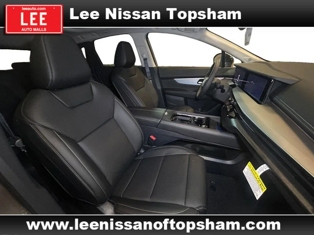 New 2026 Champagne Silver Metallic Nissan SL image 15