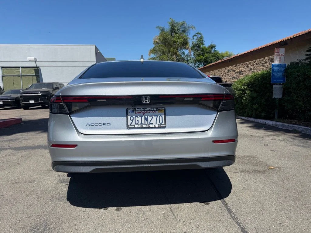 Used 2023 Silver Honda EX image 14