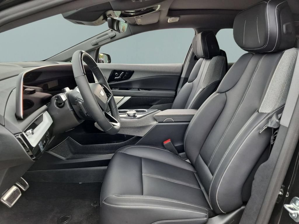 2027 Cadillac OPTIQ Luxury - Photo 18