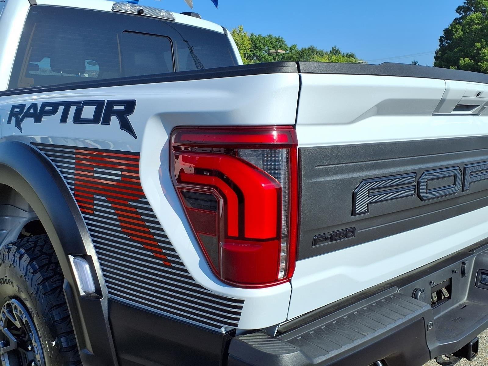 Used 2025 Space White Metallic Ford Raptor image 18