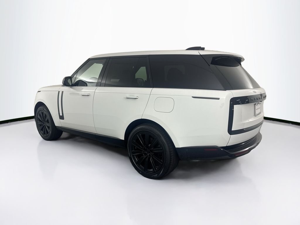 New 2026 Fuji White Land Rover SE image 7