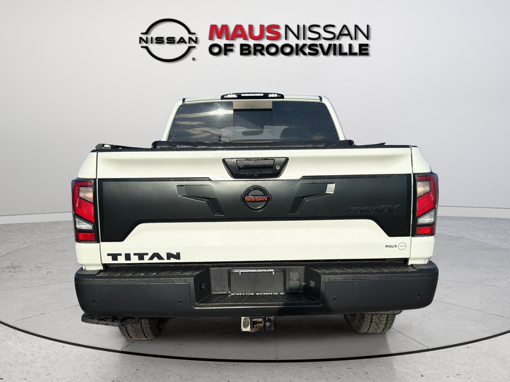 Used 2021 White Nissan PRO-4X image 9