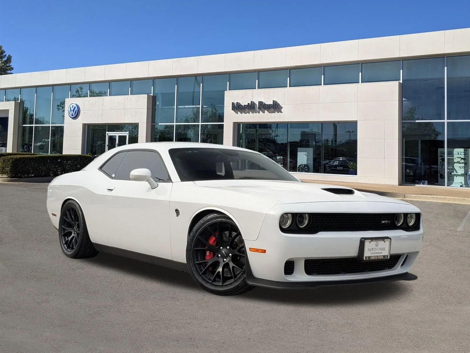 2016 Dodge Challenger SRT Hellcat's photo