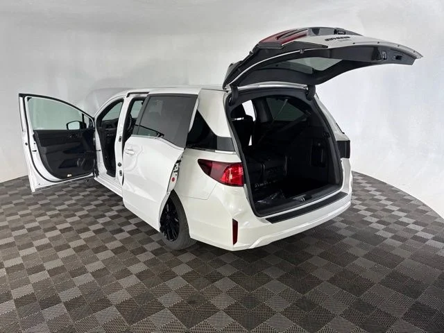 Used 2026 White Honda Sport-L image 21