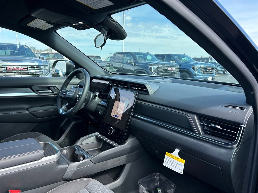 2026 GMC TERRAIN - Image 33