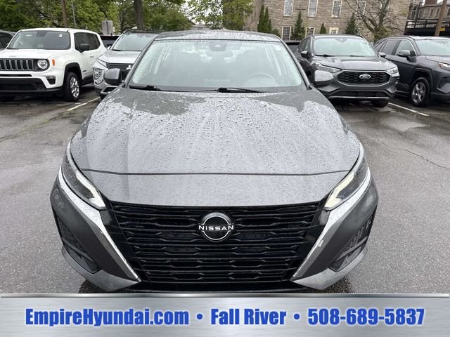 2023 Nissan Altima SV - Photo 11
