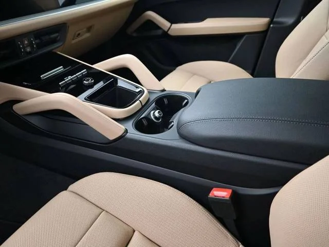 2026 Porsche Cayenne Base - Photo 21