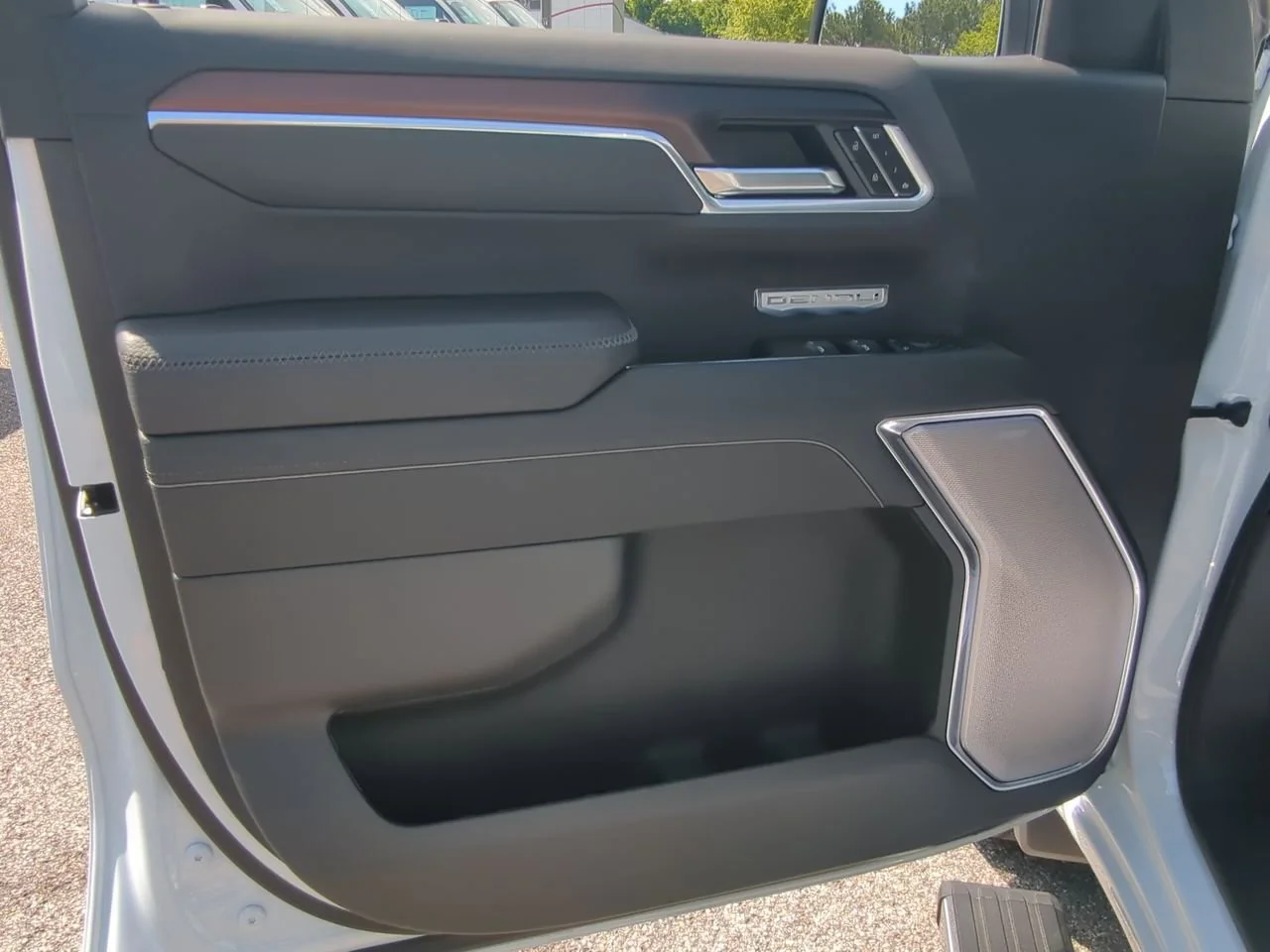 New 2026 Glacier White Tricoat GMC Denali image 23