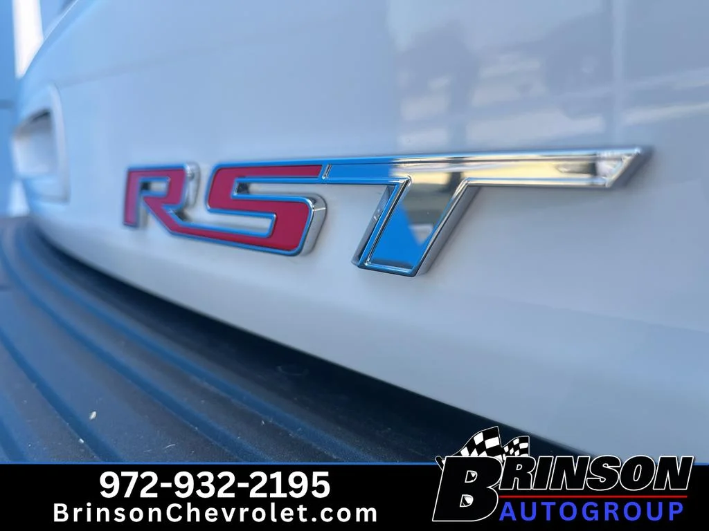 New 2026 Summit White Chevrolet RST image 8