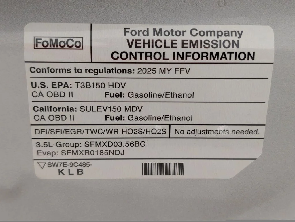 New 2025 Oxford White Ford Cargo Van image 21