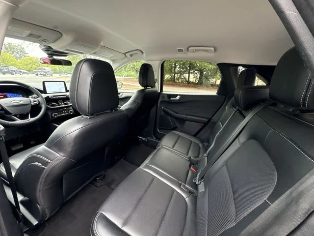 Used 2022 Gray Ford SEL image 24