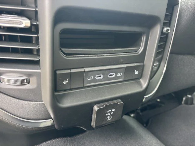 New 2026 Ceramic Gray Clear-Coat Exterior Paint RAM Laramie image 18