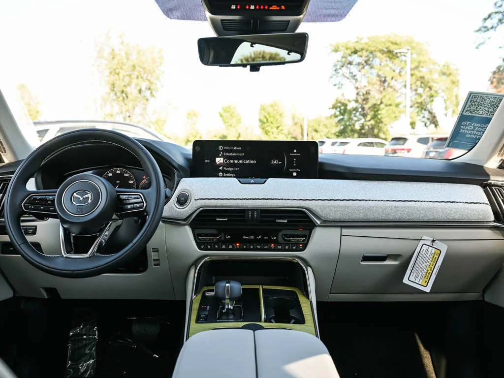 2026 Mazda CX-90 Premium Plus Package - Photo 17