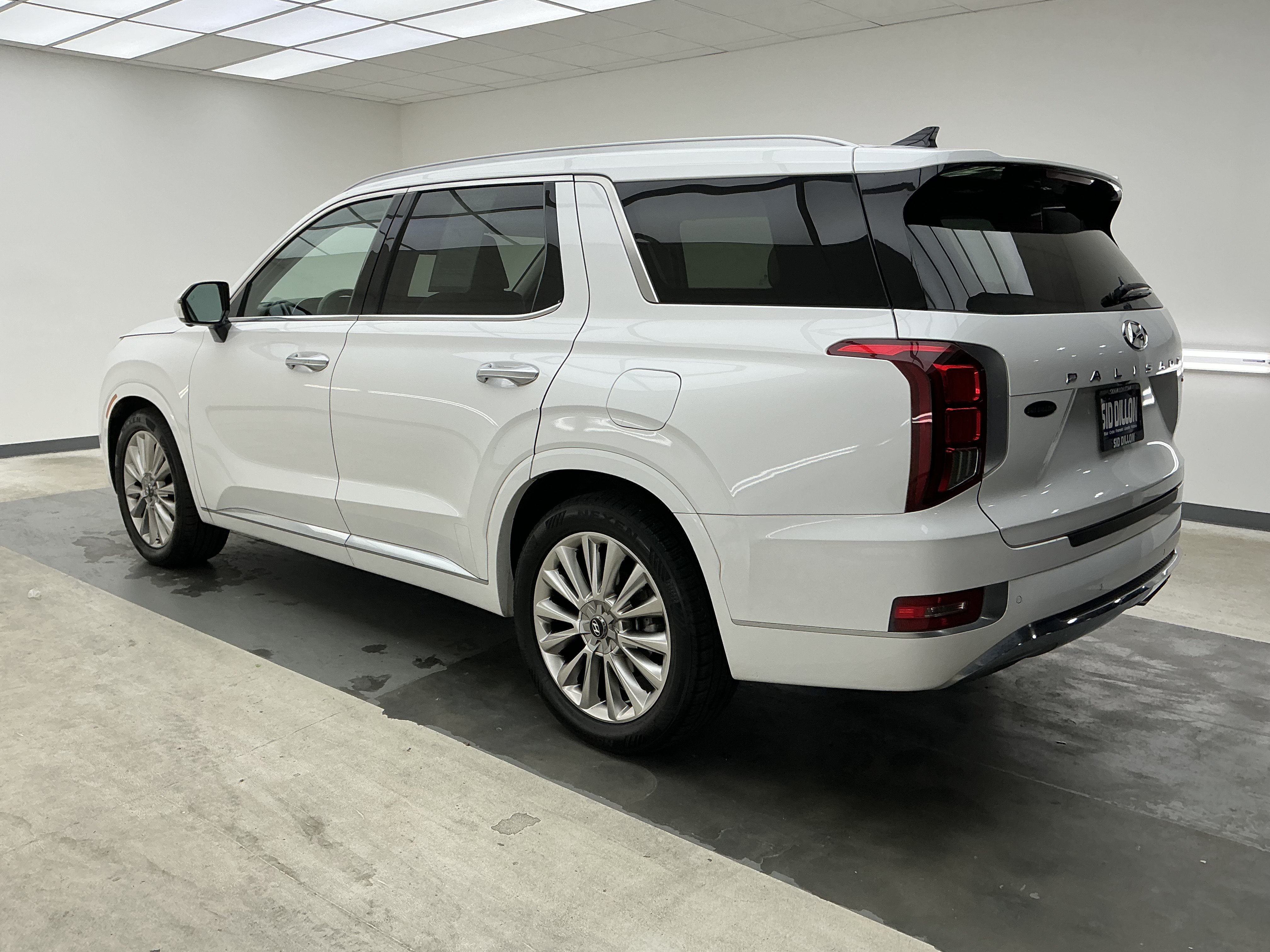 Used 2020 Hyper White Hyundai Limited image 6
