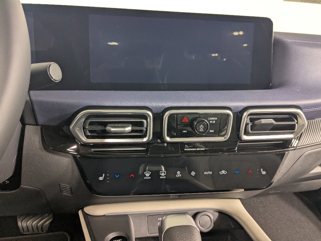 2026 Nissan Sentra SL - Photo 23