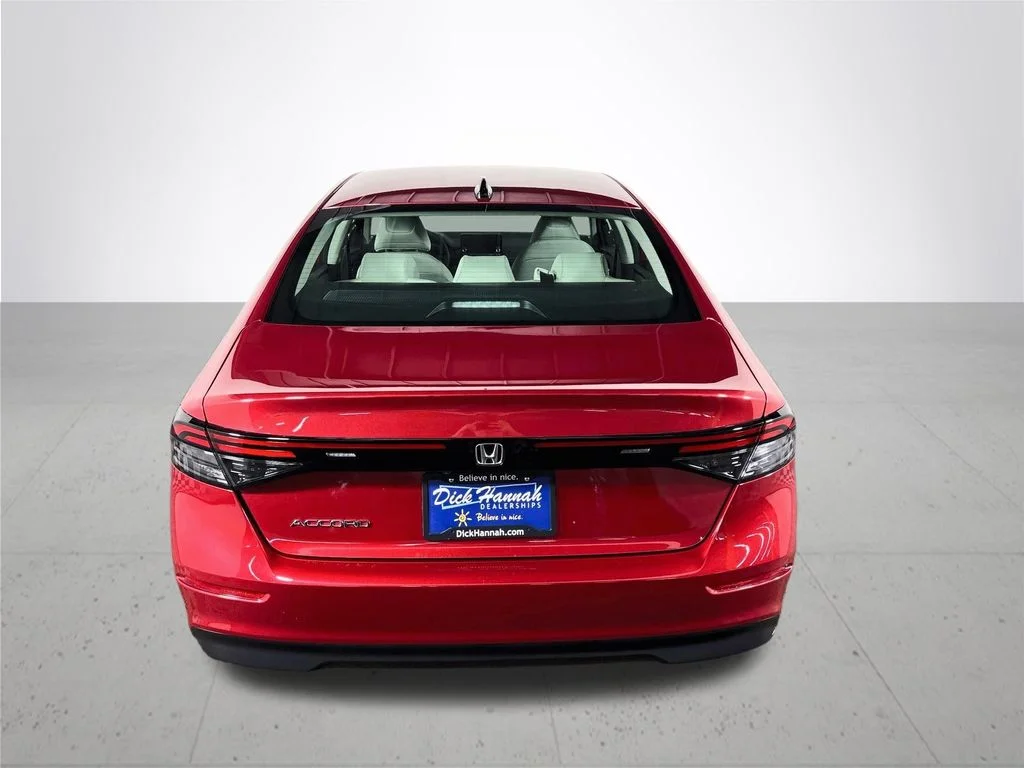 Used 2025 Radiant Red Metallic Honda SE image 7