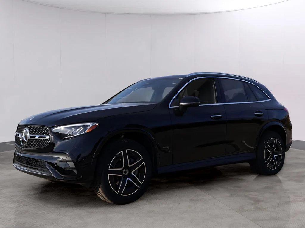 New 2026 Black Mercedes-Benz GLC 300 image 3