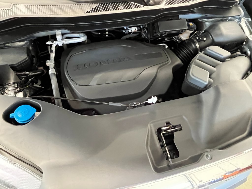 New 2026 Solar Silver Metallic Honda RTL image 11