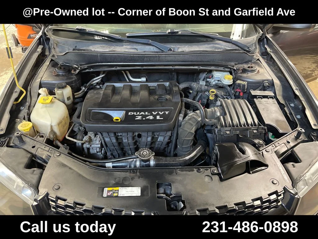 Used 2014 Gray Dodge SE image 10