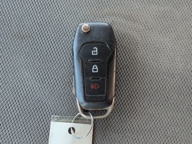 Certified Used 2020 Silver Ford XLT image 30