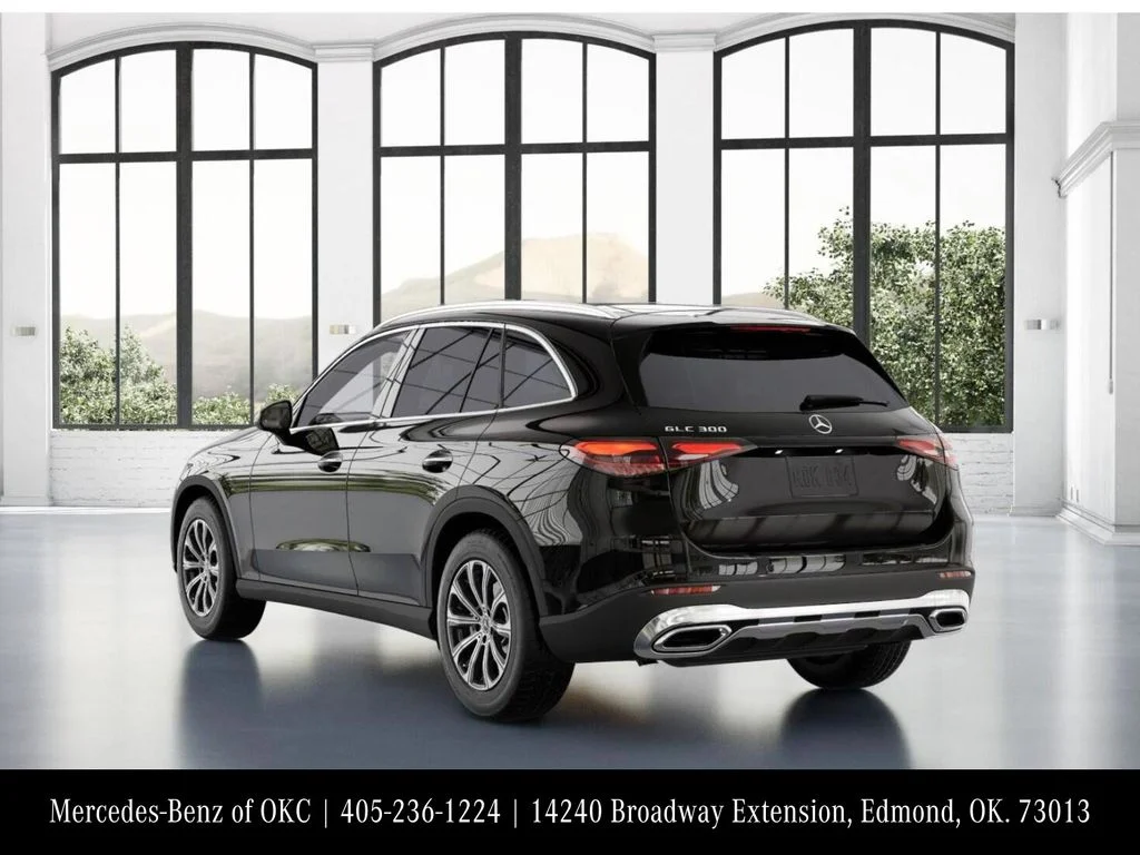 Used 2026 Black Mercedes-Benz GLC 300 image 28