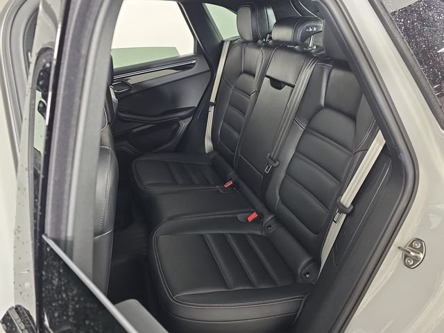 Used 2024  Porsche S image 27
