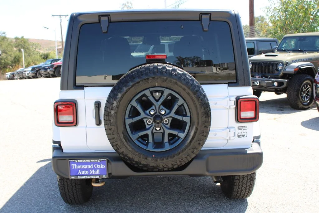 New 2026 Bright White Clear-Coat Exterior Paint Jeep 85th Anniversary Edition image 5