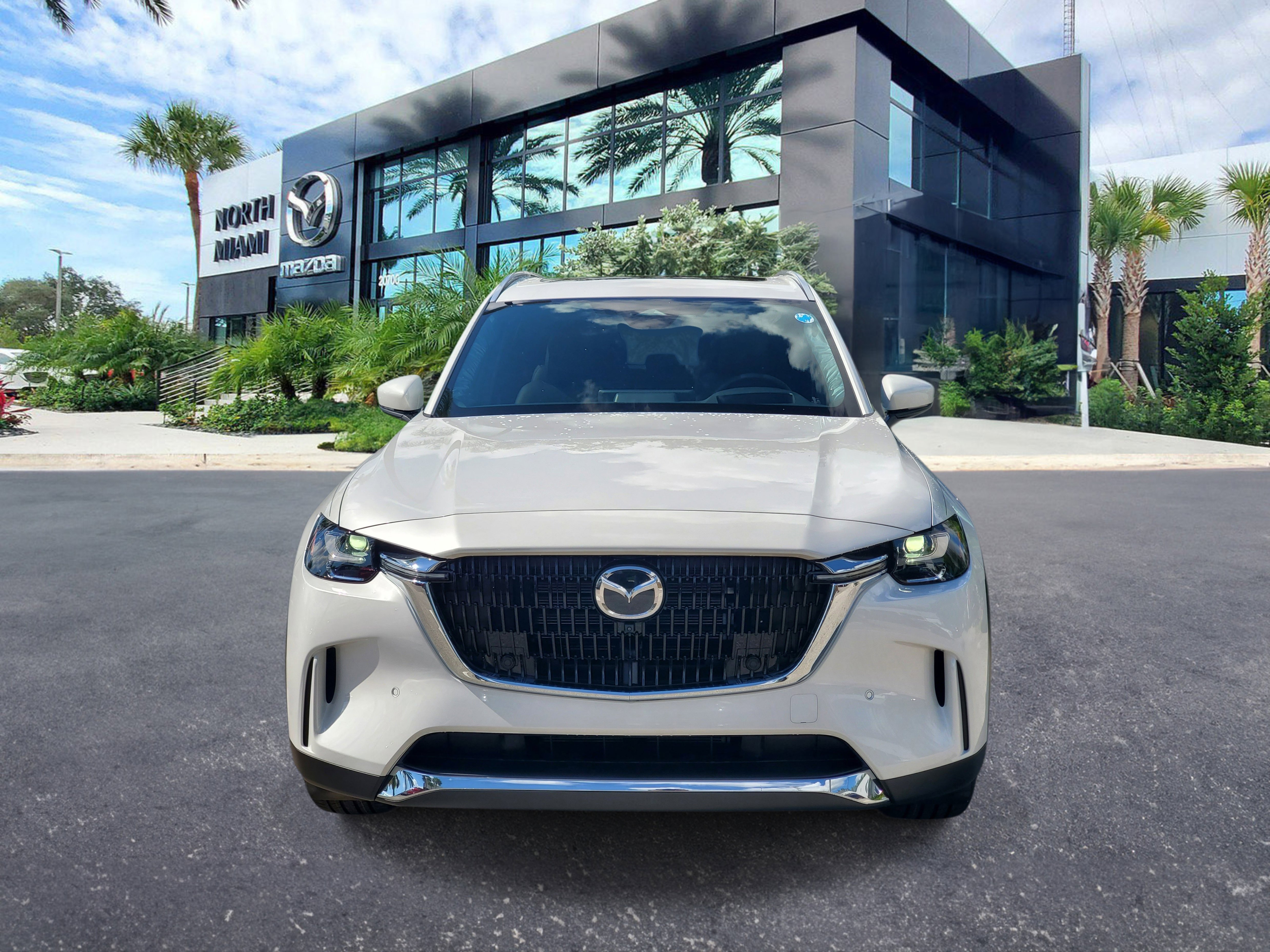 New 2026 Rhodium White Premium Mazda S Premium Plus image 2
