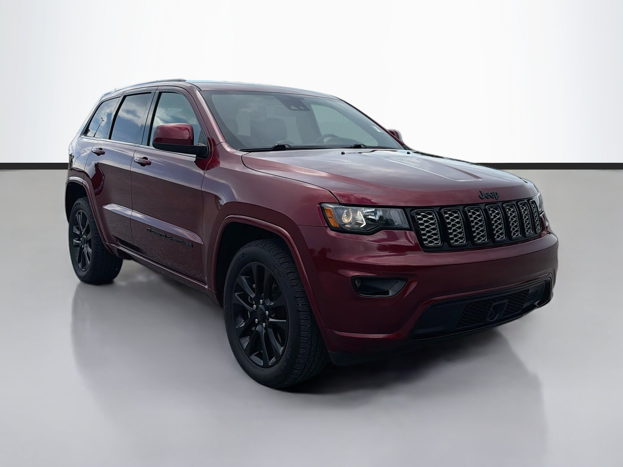 Used 2022 Velvet Red Pearlcoat Jeep Laredo X image 7