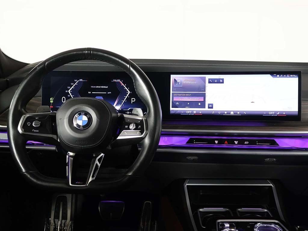 Used 2023 Black BMW 760i xDrive image 37