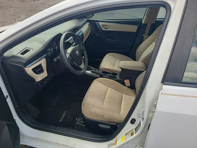 Used 2016 White Toyota LE image 13