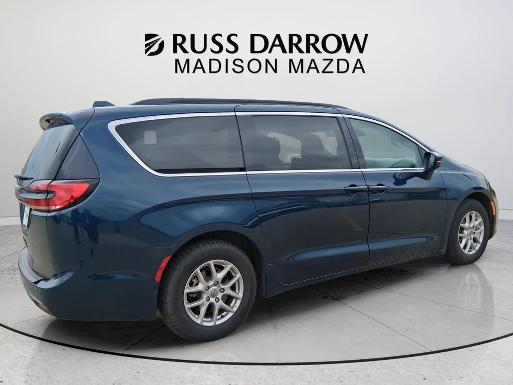Used 2022 Blue Chrysler Touring L image 5