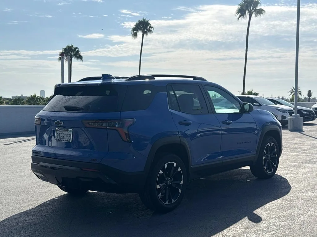 Used 2025 Reef Blue Metallic Chevrolet RS image 5