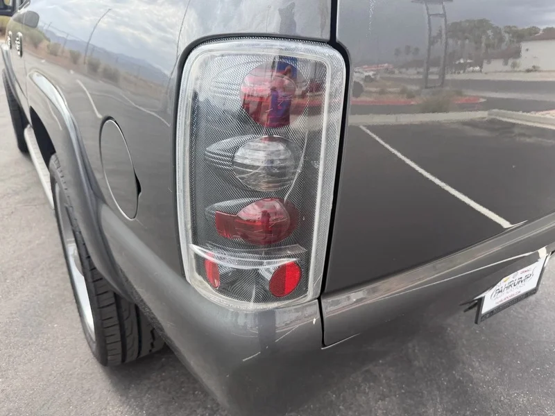 Used 2002 Medium Charcoal Gray Metalli Chevrolet LS image 24