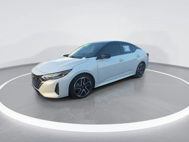 Used 2024 White Nissan SR image 4